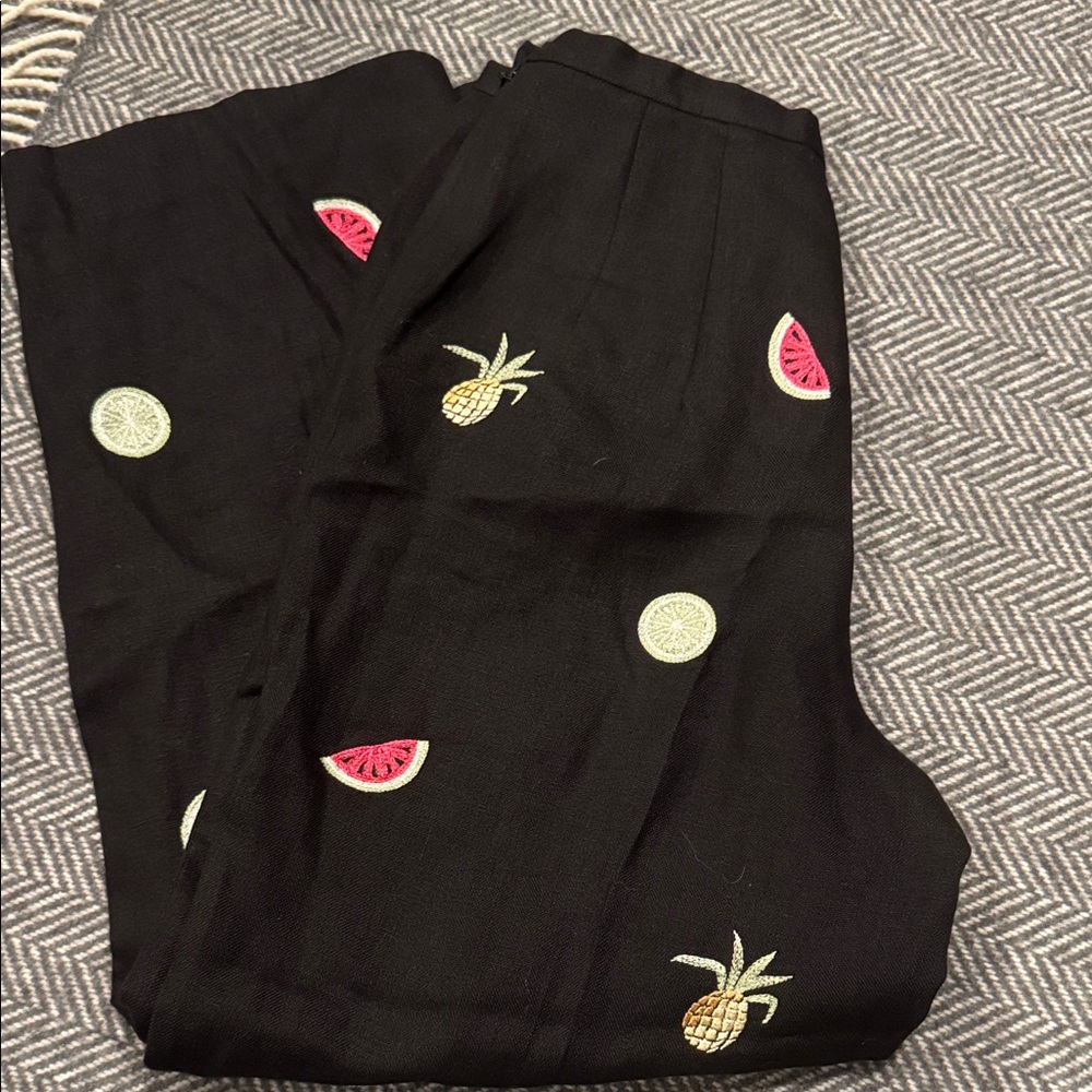 Talbots Irish Linen Black Cropped Pants with Fruit Embroidery